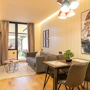 https://bilbao-metropolitan-apartments-by-bossh-hotels.basquecountryhotels.org